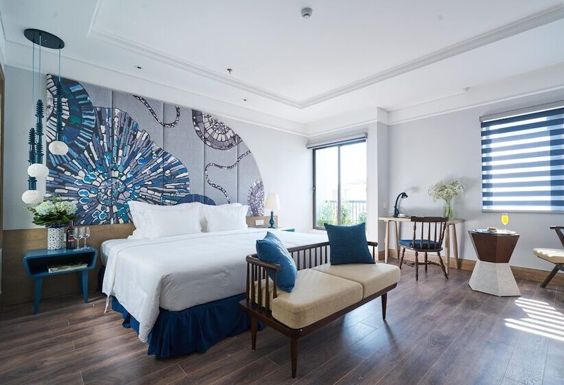 سوییت, Sofiana My Khe Hotel & Spa  Rooftop Pool Bar