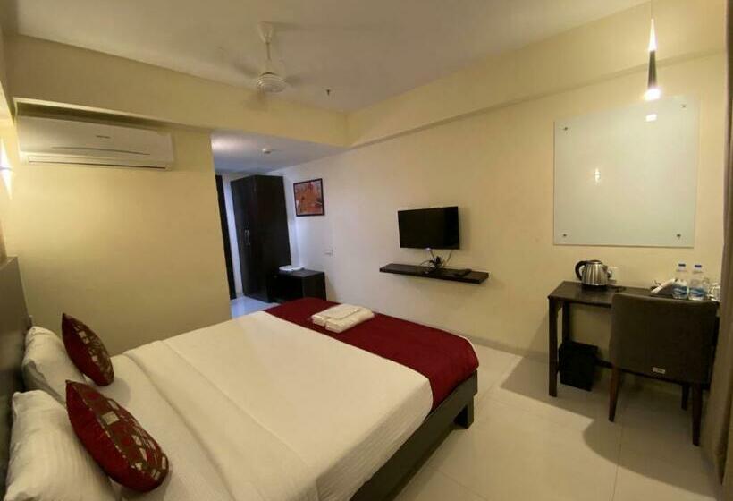 اتاق لوکس, Singh`s By Wb Inn, Vashi, Navi Mumbai