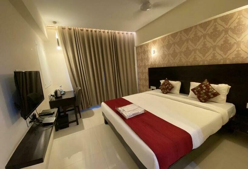 اتاق لوکس, Singh`s By Wb Inn, Vashi, Navi Mumbai