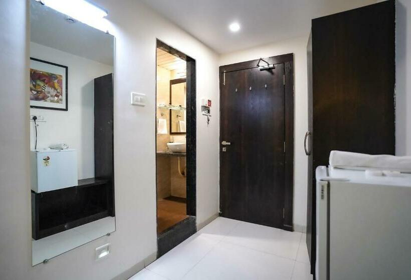 اتاق سوپریور, Singh`s By Wb Inn, Vashi, Navi Mumbai