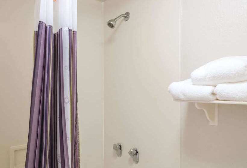 Номер Стандарт 2 Двуспальные Кровати, La Quinta Inn By Wyndham New Orleans West Bank / Gretna