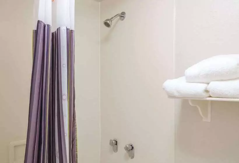 ２ダブルベッドのスタンダードルーム, La Quinta Inn By Wyndham New Orleans West Bank / Gretna