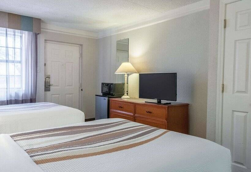 غرفه قياسيه سريرين مزدوجين, La Quinta Inn By Wyndham New Orleans West Bank / Gretna