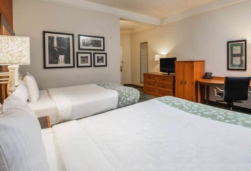 デラックスルーム, La Quinta By Wyndham Colorado Springs South Airport