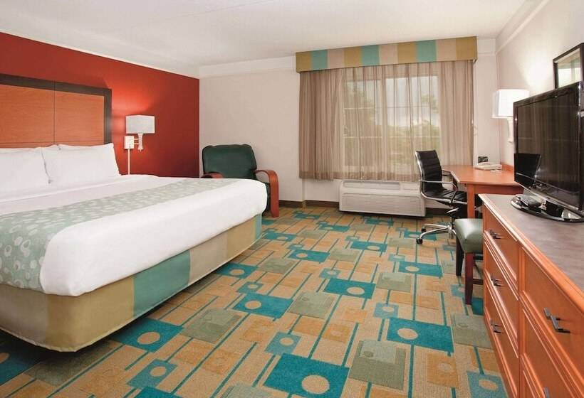 デラックスルーム, La Quinta By Wyndham Colorado Springs South Airport
