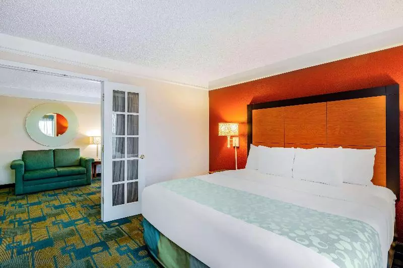 اتاق اجرایی با تخت بزرگ, La Quinta By Wyndham Fremont / Silicon Valley