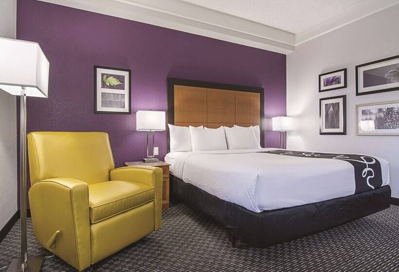 Номер Deluxe, La Quinta By Wyndham Phoenix Mesa West