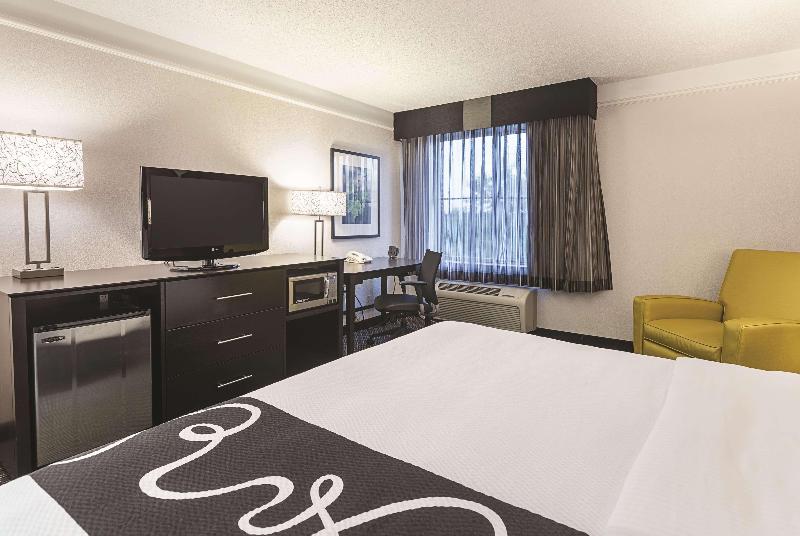 Номер Deluxe, La Quinta By Wyndham Phoenix Mesa West