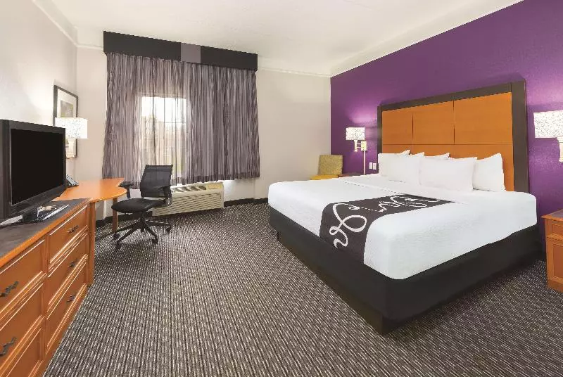 キングサイズベッドのデラックスルーム, La Quinta By Wyndham Phoenix Mesa West