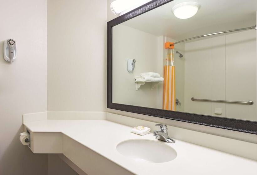 디럭스 스위트, La Quinta By Wyndham St. Louis Westport