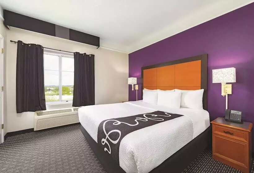デラックススイート, La Quinta By Wyndham St. Louis Westport