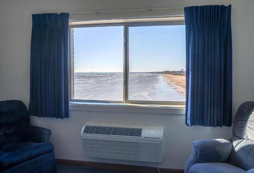 스탠다드 룸 킹사이즈 침대, Lighthouse Inn   Two Rivers