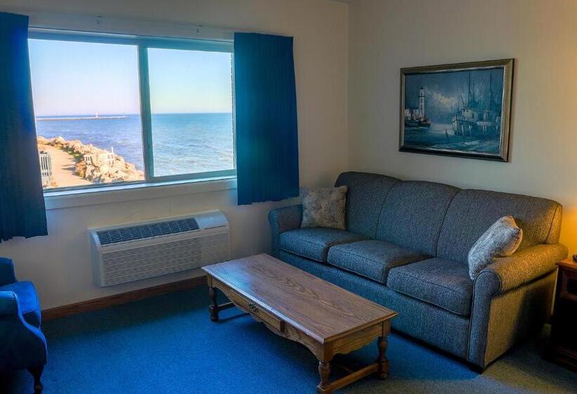 غرفة تنفيذية, Lighthouse Inn Two Rivers