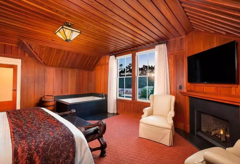 اتاق لوکس با تخت بزرگ, Lodge at Noyo River
