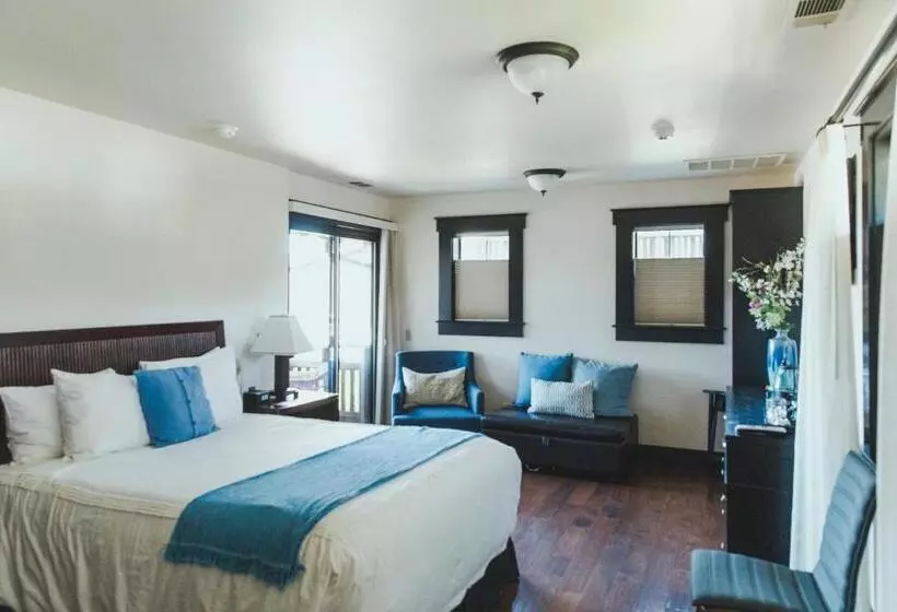 اتاق استاندارد با بالکن, Lodge at Noyo River