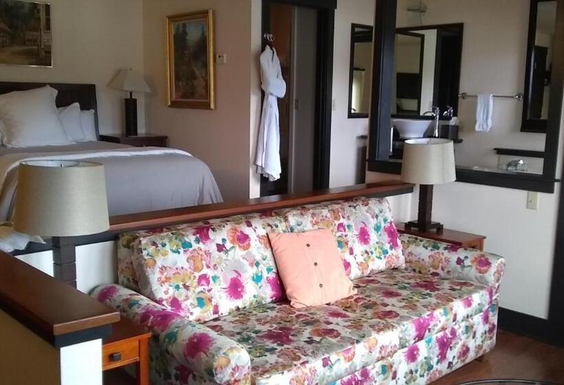 スタンダードルーム, Lodge at Noyo River