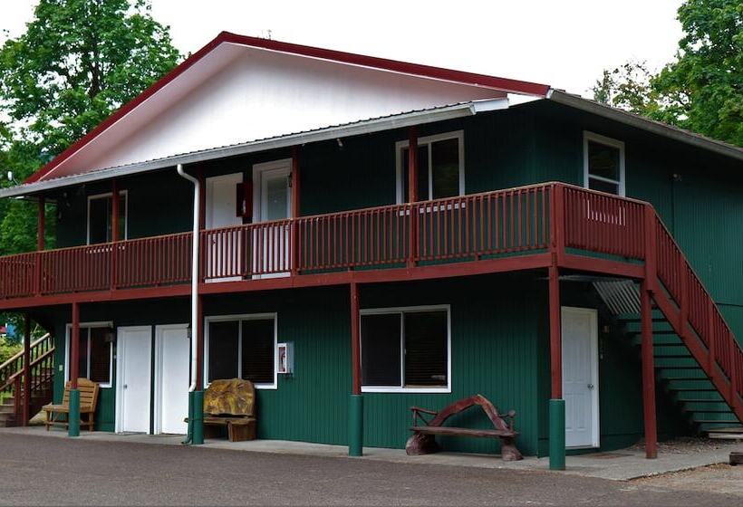 غرفة قياسية, Lone Fir Resort