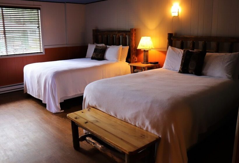 غرفة قياسية, Lone Fir Resort