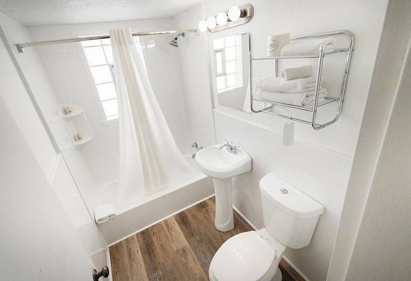 Номер Deluxe, Lorraine