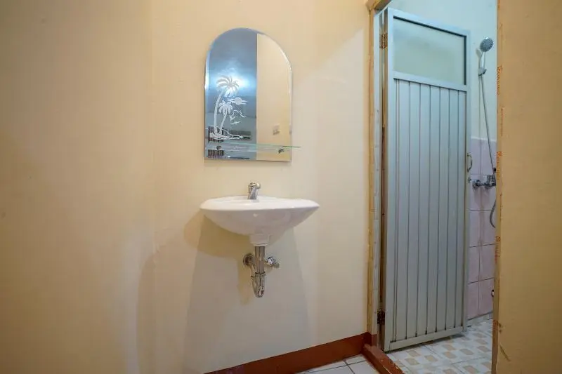 スタンダードルーム, Oyo 2177 Trikora Indah Residence
