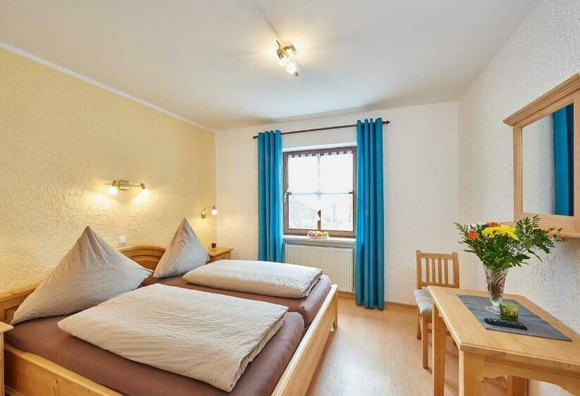 Номер Стандарт, Landgasthof Penn