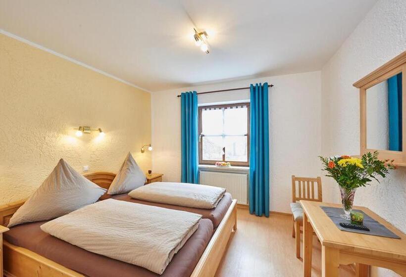 Номер Стандарт, Landgasthof Penn