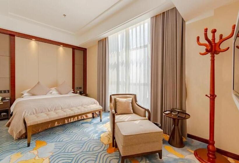 이그제큐티브 룸 킹사이즈 침대, Binhai Jinling International