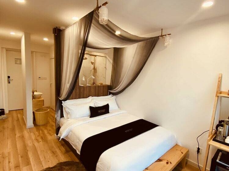 اتاق استاندارد, Nomado Boutique