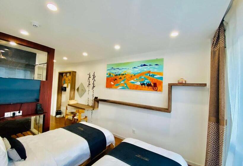 اتاق استاندارد با چشم‌انداز شهر, Nomado Boutique