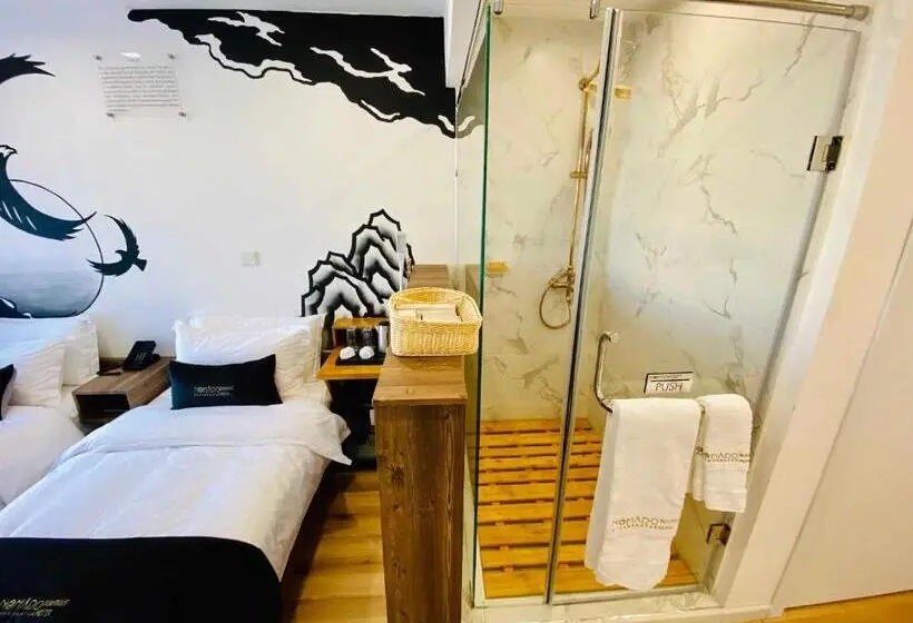 اتاق استاندارد با چشم‌انداز شهر, Nomado Boutique