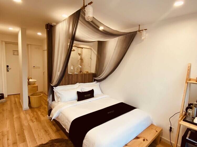 اتاق استاندارد, Nomado Boutique