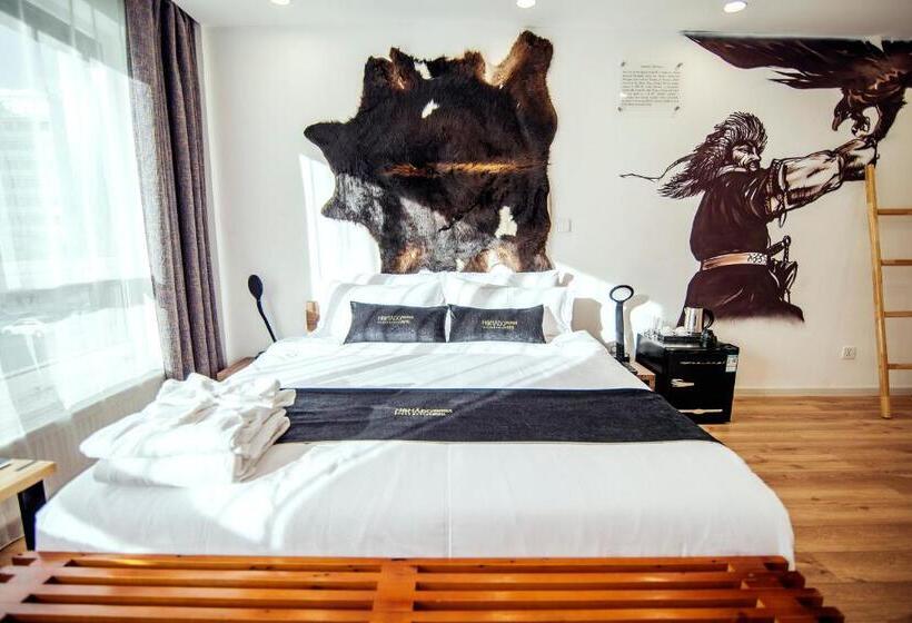 سوئیت با وان آب گرم, Nomado Boutique