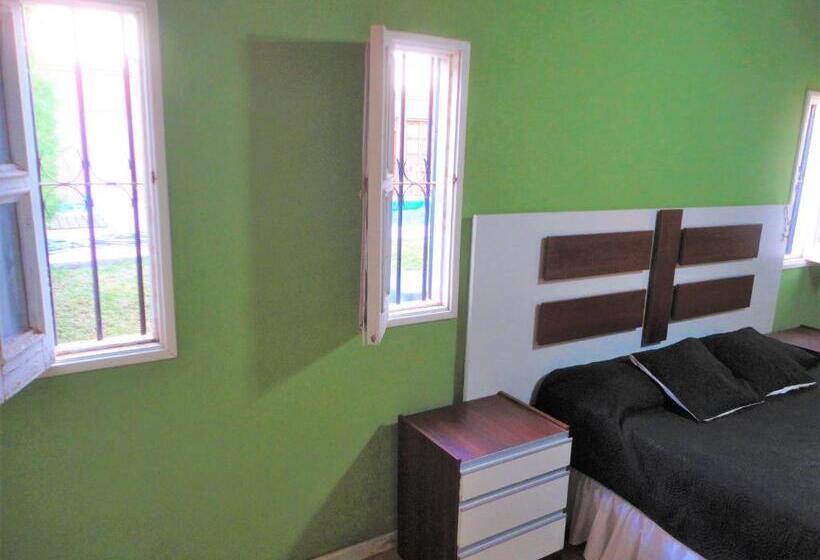 غرفة قياسية, Jazmin De Lluvia