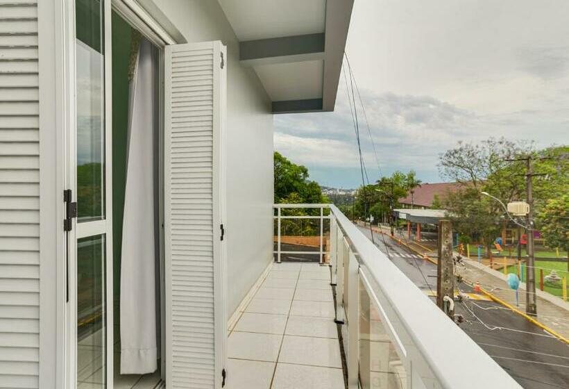 스탠다드 룸, Teuthos