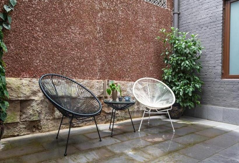 Семейный Номер Вид на Сад, Floral Tengchong Mountain Residence