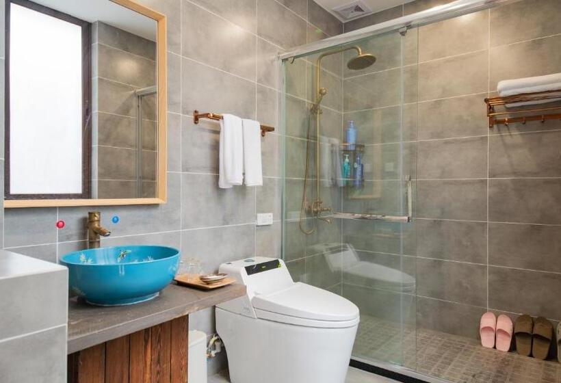 Family Suite, Floral Tengchong Mountain Residence