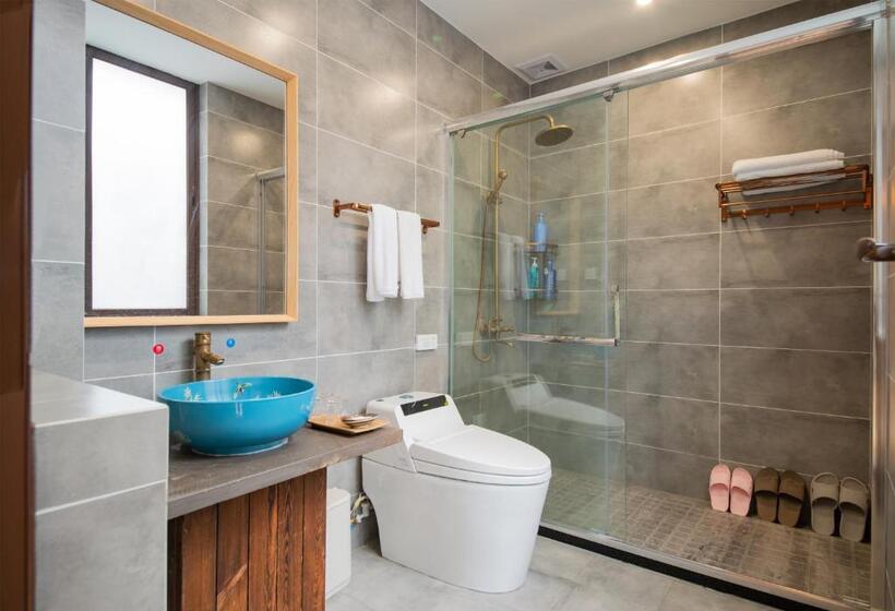 Семейный Номер Вид на Сад, Floral Tengchong Mountain Residence