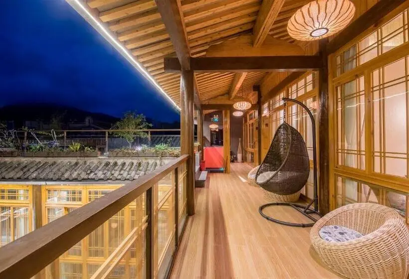 Standard-huone Näkymä, Floral Tengchong Mountain Residence