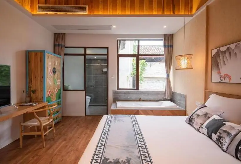 Sviitti, Floral Tengchong Mountain Residence
