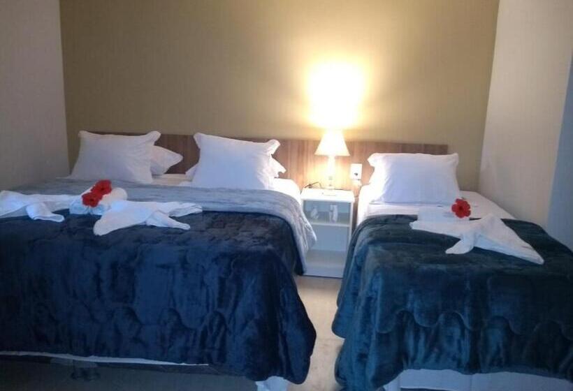 四人标准间, Pousada Aconchego Noronha