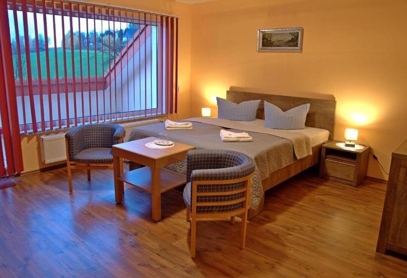 غرفة عائلية, Pension Nataliya