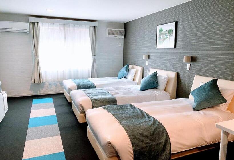 Номер Стандарт Трехместный, Sora Hotel Karuizawa Outlet
