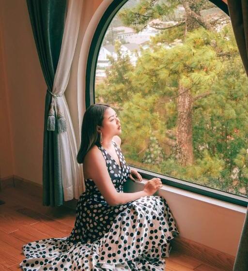 1 Bedroom Penthouse Apartment, N'queen Villa