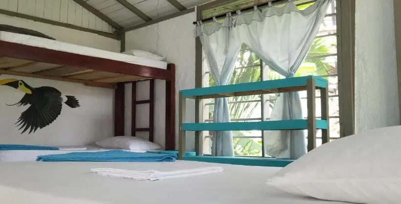 ルームシェアのワンベッド, Cabañas Los Almendros