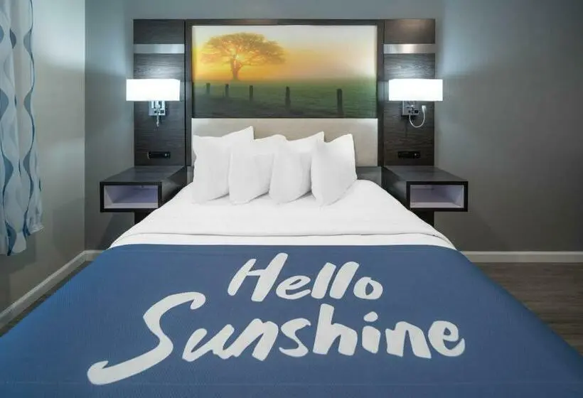 スタンダードスタジオ, Days Inn By Wyndham Galt   Elk Grove South