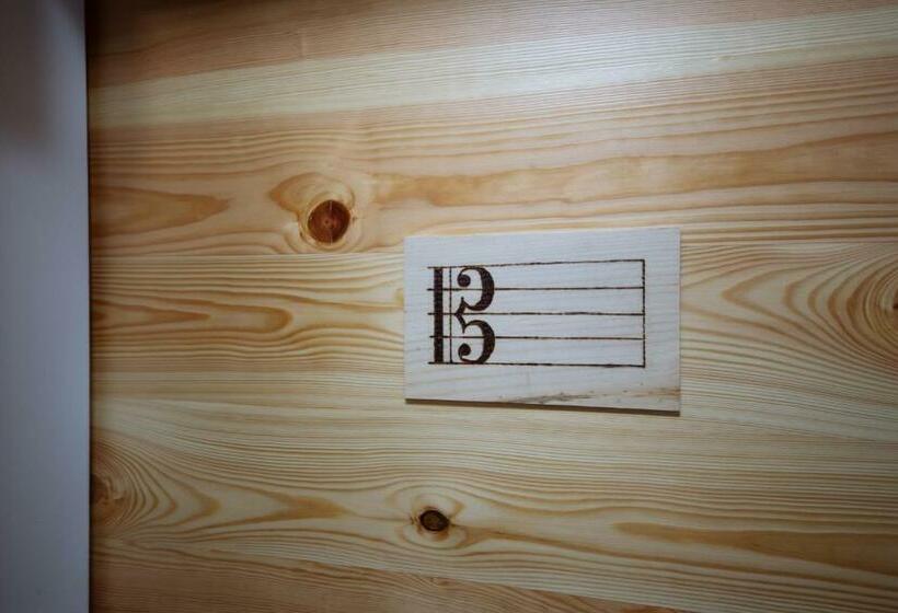 اتاق خانوادگی, Turistična Kmetija čerček