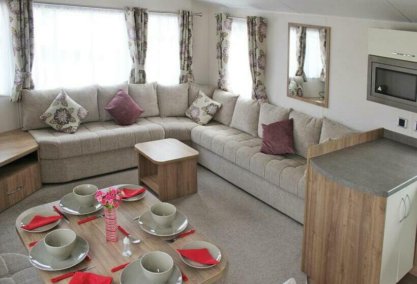 1ベッドルームハウス, Grange Leisure Park