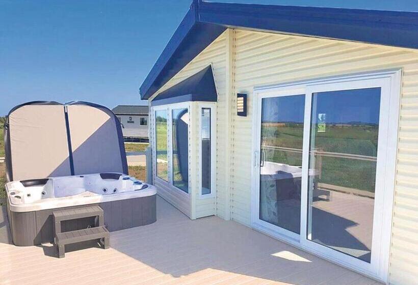 1ベッドルームハウス, Grange Leisure Park