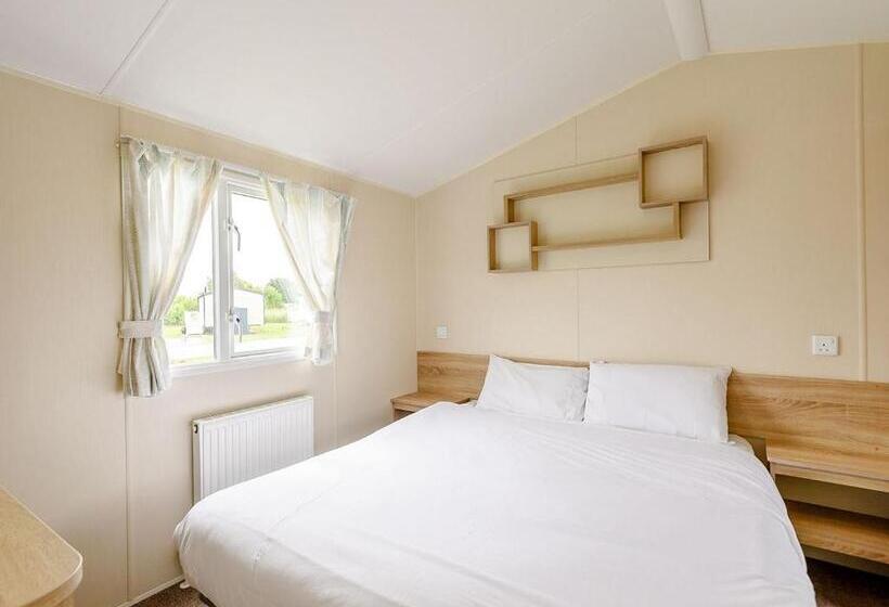 4ベッドルームハウス, Grange Leisure Park