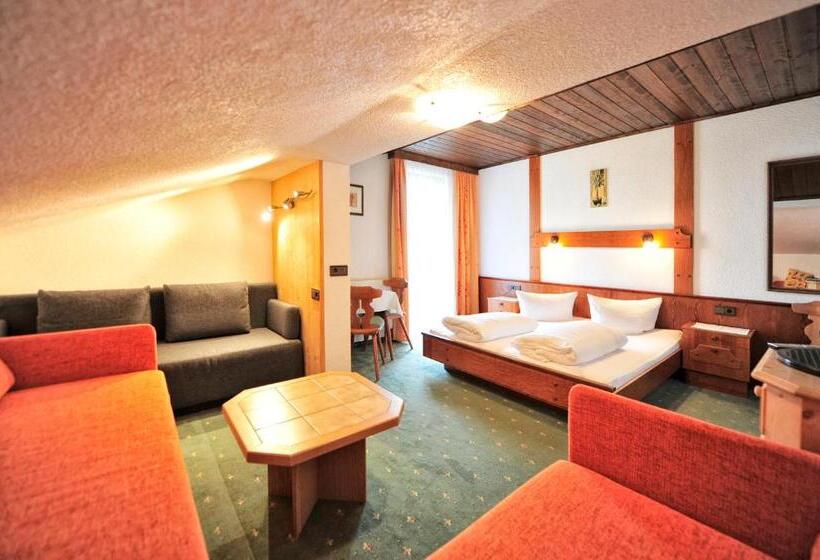 침실 1개 발코니 아파트, Galtürerhof